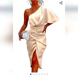 Never worn cupshe one shoulder tan dress large